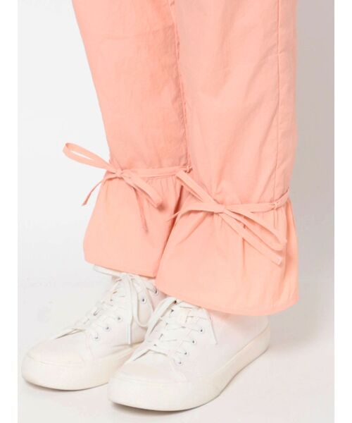 merry jenny(メリージェニー)の「カラーナイロンギャザーフレアパンツ(スラックス・レディース・ピンク/オレンジ/イエロー/ブルー・FREE)」の15枚目の写真