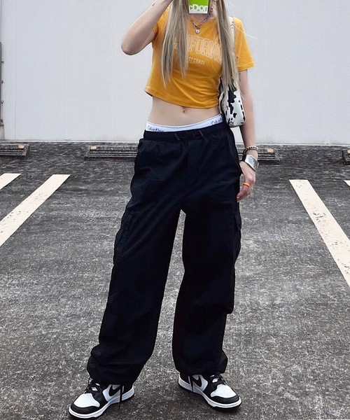 shopnikoniko(ショップニコニコ)の「バルーンシルエット イージー カーゴパンツ ワイド 韓国(カーゴパンツ・レディース・ブラック/カーキ/ホワイト/ピンク/グリーン/ブラック系その他/ブルー/カーキ系/ダークグレー/ブルー系その他/ブルー系その他2/アイボリー/カーキ系1/ベージュ・フリー)」の17枚目の写真