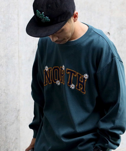 BACK NUMBER（バックナンバー）の「【BACK NUMBER】刺繍プリントロンＴ（Tシャツ/カットソー・メンズ・ワイン/ブラック×ブルー/ブラック/ネイビー/ホワイト/グリーン・M/XL/L）」の4枚目の写真