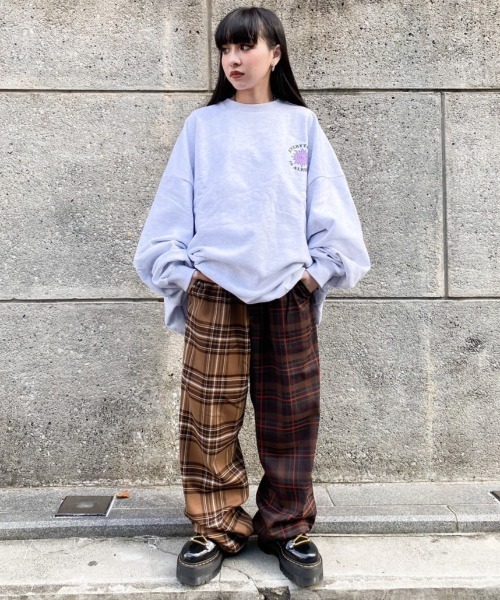 Candy Stripper（キャンディストリッパー）の「STAGGERED CHECK パンツ（その他パンツ・レディース・ネイビー/ブラウン/ブラック・2）」の11枚目の写真