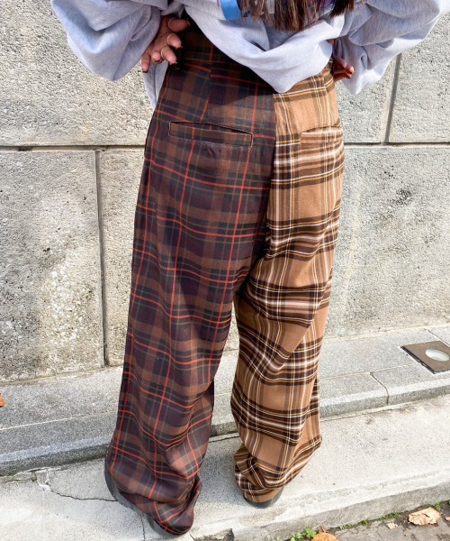 Candy Stripper（キャンディストリッパー）の「STAGGERED CHECK パンツ（その他パンツ・レディース・ネイビー/ブラウン/ブラック・2）」の15枚目の写真