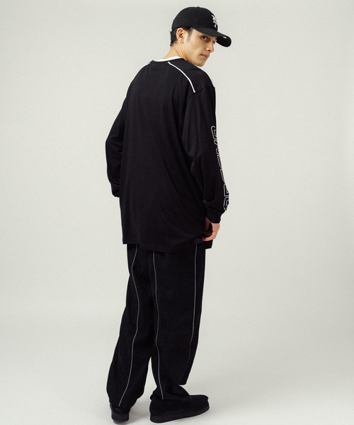 Ressaca(レサーカ)の「オーバーサイズ レーシングロゴプリントロンT(Tシャツ/カットソー・メンズ・ホワイト/ブラック・M/L/XL)」の17枚目の写真