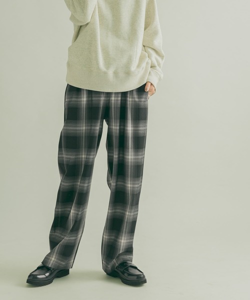 FORK&SPOON（フォークアンドスプーン）の「FORK&SPOON　TRストレートパンツ（その他パンツ・レディース・チェック/チャコールグレー・1/2）」の13枚目の写真