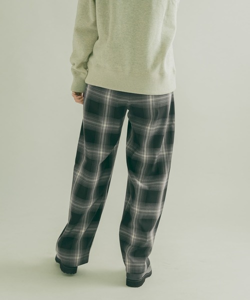 FORK&SPOON（フォークアンドスプーン）の「FORK&SPOON　TRストレートパンツ（その他パンツ・レディース・チェック/チャコールグレー・1/2）」の14枚目の写真