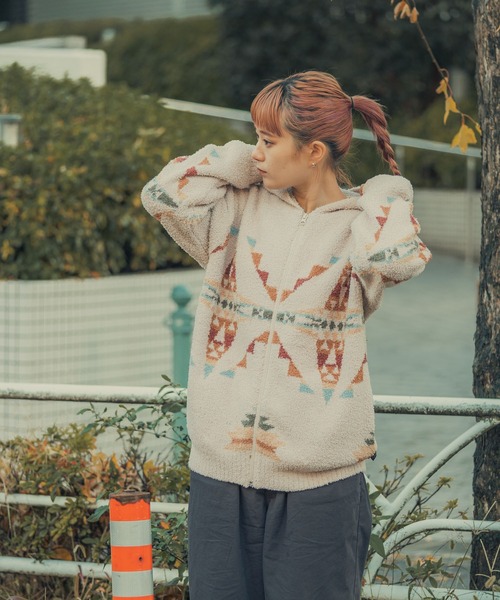 PENDLETON（ペンドルトン）の「【 PENDLETON / ペンドルトン 】  レディース ZIP UP HOODIE HARDING  ジップ パーカー 2475-9012 MNY（パーカー・レディース・アイボリー/チャコールグレー・MEDIUM/LARGE）」の2枚目の写真