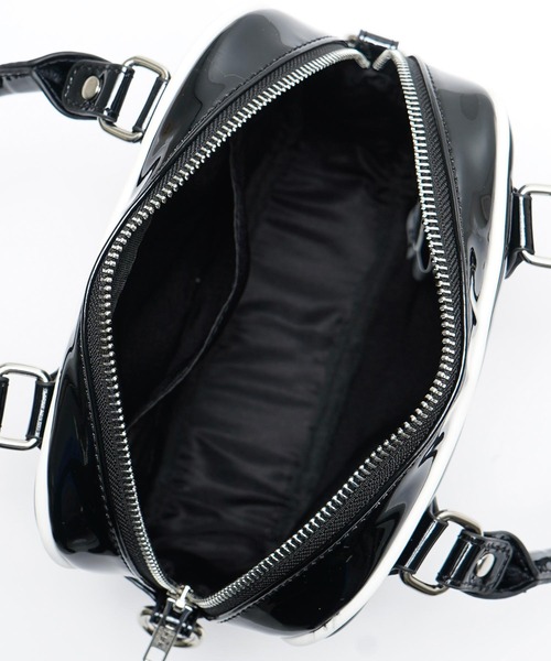 X-girl（エックスガール）の「ENAMEL 2WAY SQUARE SHOULDER BAG（ショルダーバッグ・レディース・ブラック/ライトブルー・ONE SIZE）」の14枚目の写真