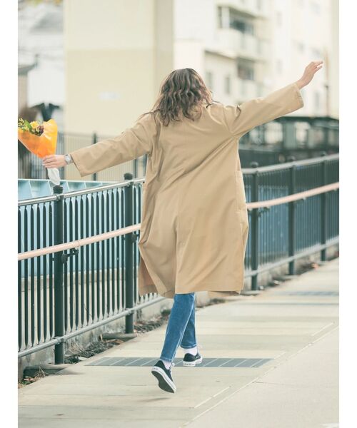 AMERICAN HOLIC（アメリカンホリック）の「花粉防止ニュアンストレンチコート（トレンチコート・レディース・アイボリー/ベージュ/ネイビー・M/L）」の8枚目の写真