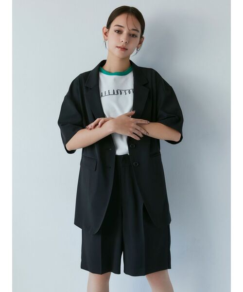 MURUA(ムルーア)の「タックハーフパンツ(スラックス・レディース・ブラック/ブラウン・2/1)」の9枚目の写真