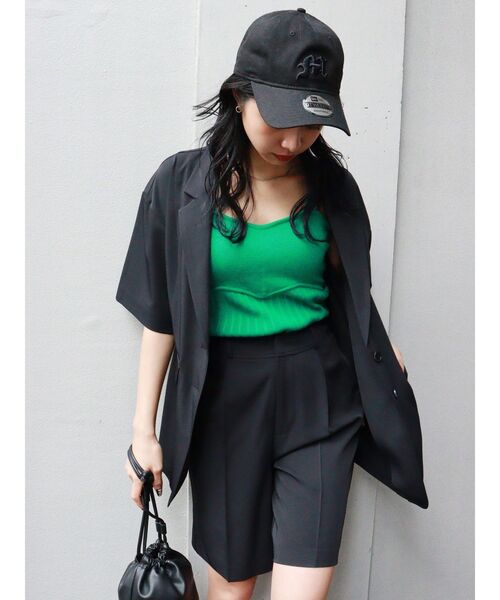 MURUA(ムルーア)の「タックハーフパンツ(スラックス・レディース・ブラック/ブラウン・2/1)」の14枚目の写真