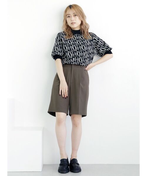 MURUA(ムルーア)の「タックハーフパンツ(スラックス・レディース・ブラック/ブラウン・2/1)」の21枚目の写真