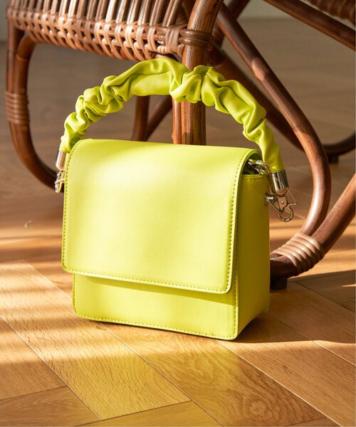 VENCEEXCHANGE（ヴァンスエクスチェンジ）の「2WAYフラップミニショルダーバッグ（ショルダーバッグ・レディース・イエロー/ホワイト/ブラック/パープル・FREE）」の5枚目の写真