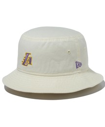 NEW ERA/ニューエラ ハット バケット01 NBA Bucket Hat ロサンゼルス・レイカーズ クロームホワイト 13515813