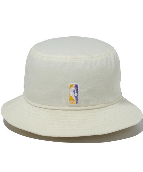 NEW ERA(ニューエラ)の「NEW ERA/ニューエラ ハット バケット01 NBA Bucket Hat ロサンゼルス・レイカーズ クロームホワイト 13515813(ハット・メンズ・ホワイト×パープル・S/M/M/L)」の4枚目の写真