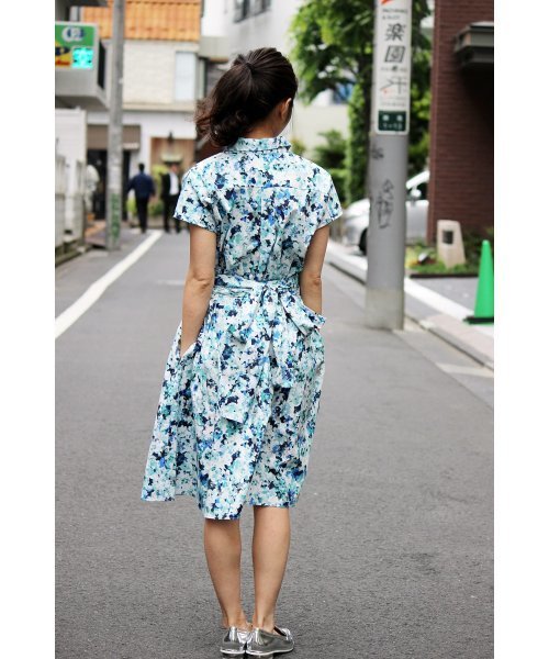 La TOTALITE（ラトータリテ）の「サトウサンコラボ プリントシャツワンピース。（ワンピース・レディース・グレー/ブルー・FREE）」の13枚目の写真