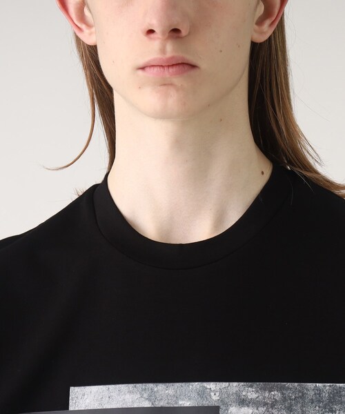 tk.TAKEO KIKUCHI（ティーケータケオキクチ）の「◆ネガポートレートタンクトップ（タンクトップ・メンズ・ホワイト/ブラック・02/03）」の7枚目の写真