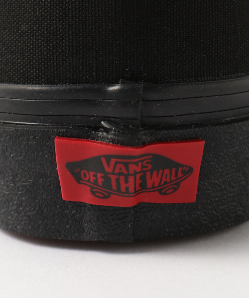 VANS（バンズ）の「VANS / ヴァンズ CLASSIC SLIP-ON（スリッポン・メンズ・ブラック/ブラック系その他・28cm/26cm/26.5cm/27cm/27.5cm）」の11枚目の写真