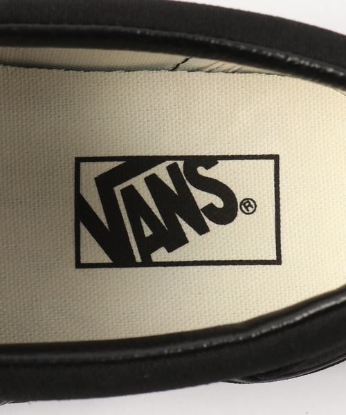 VANS（バンズ）の「VANS / ヴァンズ CLASSIC SLIP-ON（スリッポン・メンズ・ブラック/ブラック系その他・28cm/26cm/26.5cm/27cm/27.5cm）」の12枚目の写真