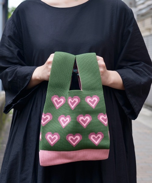 Fun & Daily(ファンアンドデイリー)の「レトロハートマルシェバッグ(ハンドバッグ・レディース・グリーン/ブラウン・FREE)」の4枚目の写真