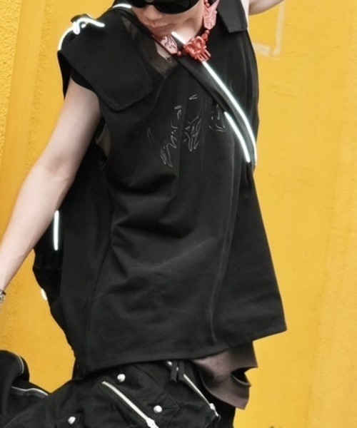 XU(エックスユー)の「韓国ファッション XU エックスユー damage sleeveless ダメージスリーブレス ダメージノースリーブ ダメージTシャツ(Tシャツ/カットソー・メンズ・ベージュ/ブラック/ホワイト/チャコールグレー/カーキ・ONE SIZE)」の3枚目の写真