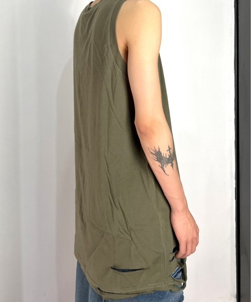 XU(エックスユー)の「韓国ファッション XU エックスユー damage sleeveless ダメージスリーブレス ダメージノースリーブ ダメージTシャツ(Tシャツ/カットソー・メンズ・ベージュ/ブラック/ホワイト/チャコールグレー/カーキ・ONE SIZE)」の6枚目の写真