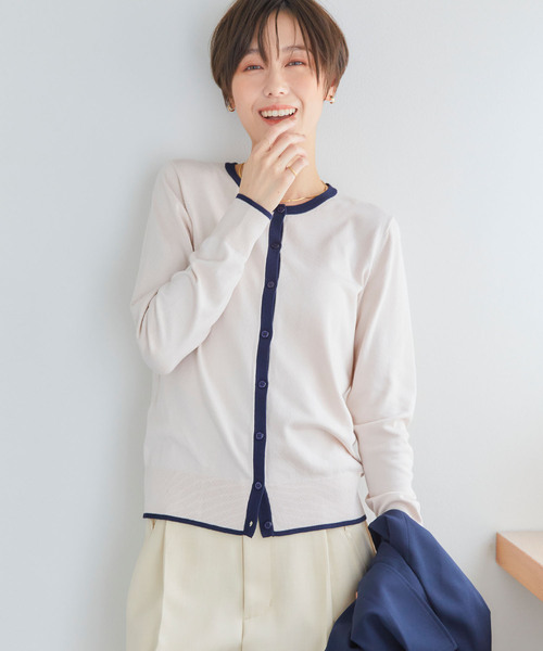 CROSS FUNCTION（クロスファンクション）の「おうちで洗える　バイカラークルーネックカーディガン【CF/クロスファンクション】（カーディガン/ボレロ・レディース・ライトベージュ/チャコールグレー・M/L）」の9枚目の写真