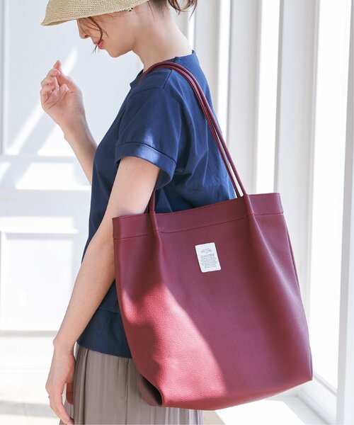 ikka（イッカ）の「GOKU楽PUトートバッグ（トートバッグ・レディース・グリーン/ベージュ/ブラック/マスタード/イエロー/オフホワイト/グレー/ブルー/シルバー系/ネイビー/オレンジ/キャメル/ブルー系その他/ブラウン/ワイン・FREE）」の13枚目の写真