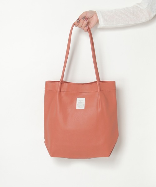 ikka（イッカ）の「GOKU楽PUトートバッグ（トートバッグ・レディース・グリーン/ベージュ/ブラック/マスタード/イエロー/オフホワイト/グレー/ブルー/シルバー系/ネイビー/オレンジ/キャメル/ブルー系その他/ブラウン/ワイン・FREE）」の14枚目の写真