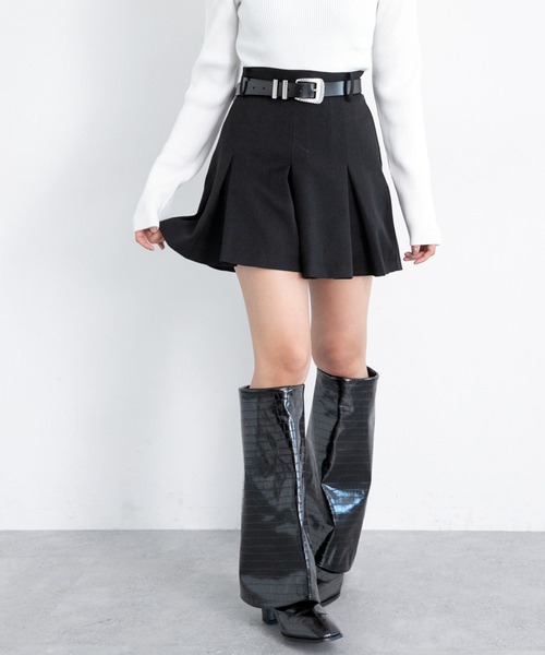 PAGEBOY（ページボーイ）の「プリーツフレアショートパンツ（その他パンツ・レディース・チャコールグレー/ブラック・FREE）」の4枚目の写真