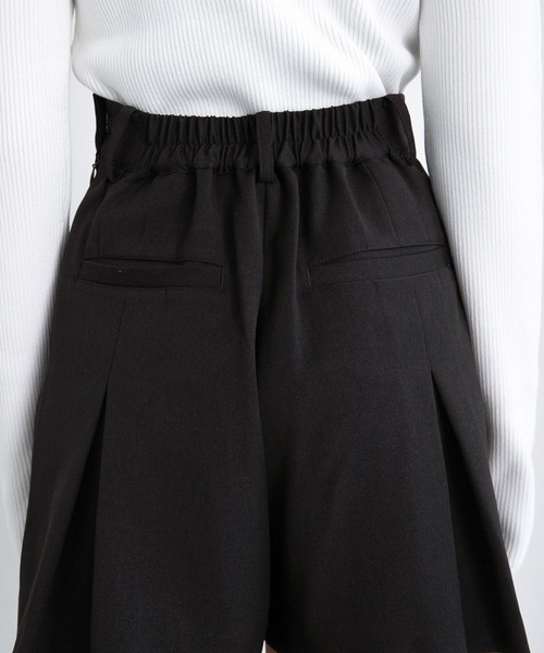 PAGEBOY（ページボーイ）の「プリーツフレアショートパンツ（その他パンツ・レディース・チャコールグレー/ブラック・FREE）」の13枚目の写真