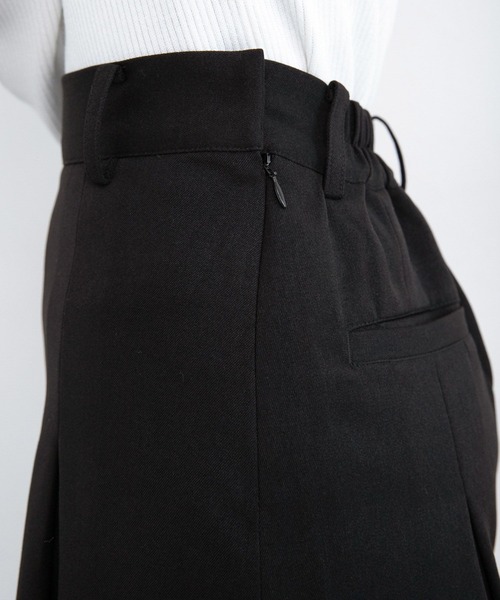 PAGEBOY（ページボーイ）の「プリーツフレアショートパンツ（その他パンツ・レディース・チャコールグレー/ブラック・FREE）」の16枚目の写真