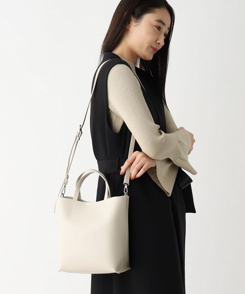 OPAQUE.CLIP(オペークドットクリップ)の「◆【大草直子さんコラボ】3wayマクラメ編みショルダートートバッグ(ショルダーバッグ・レディース・オフホワイト/シルバー/ブラック・00)」の5枚目の写真