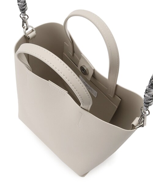 OPAQUE.CLIP(オペークドットクリップ)の「◆【大草直子さんコラボ】3wayマクラメ編みショルダートートバッグ(ショルダーバッグ・レディース・オフホワイト/シルバー/ブラック・00)」の20枚目の写真