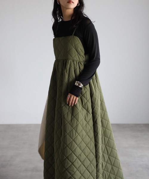 r.（アールドット）の「ダイヤキルト キャミワンピース（ジャンパースカート・レディース・ダークカーキ/カーキ/アイボリー/ブラック・FREE）」の21枚目の写真