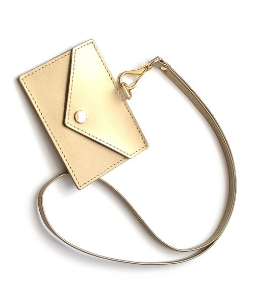 ガラスレザーパスケース（パスケース）｜KAZZU SELECT（カッズセレクト） 5,643円