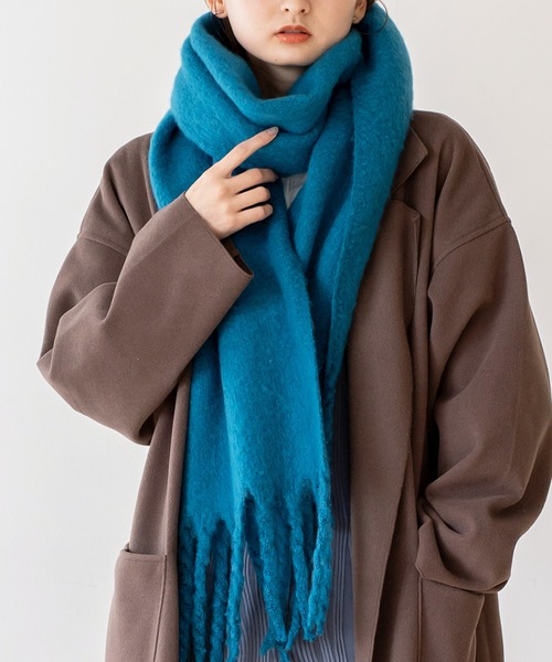 VitaFelice(ヴィータフェリーチェ)の「ボリュームマフラーストール(ストール/ショール・レディース・ブルー系/チャコール/ブラック系/アイボリー/イエロー系/ブルー系1/ベージュ系/イエロー/ピンク系/ベージュ系1・FREE)」の8枚目の写真