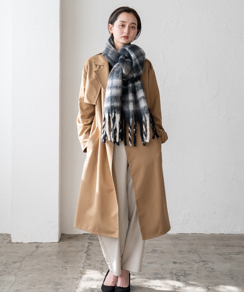 VitaFelice(ヴィータフェリーチェ)の「ボリュームマフラーストール(ストール/ショール・レディース・ブルー系/チャコール/ブラック系/アイボリー/イエロー系/ブルー系1/ベージュ系/イエロー/ピンク系/ベージュ系1・FREE)」の21枚目の写真