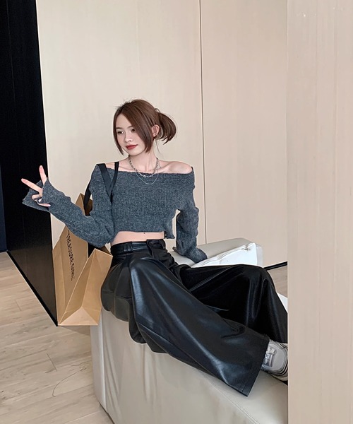 .KOM（ドットコム）の「『.KOM/ドットケーオーエム』レザーライクフレアワイドパンツ【Y】【CN】（その他パンツ・レディース・ブラック・FREE）」の6枚目の写真