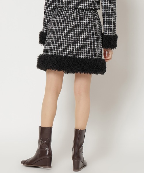 REDYAZEL(レディアゼル)の「ファー付きツィードミニスカート(スカート・レディース・ベージュ/ブラック系その他・FREE)」の12枚目の写真