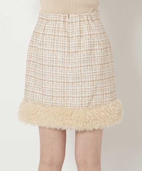 REDYAZEL(レディアゼル)の「ファー付きツィードミニスカート(スカート・レディース・ベージュ/ブラック系その他・FREE)」の6枚目の写真