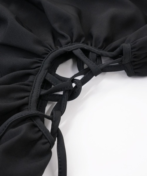 ウエストサイドホールワンピース肌見せヘルシースリーブレスモードノースリーブロング丈ひと癖夏服