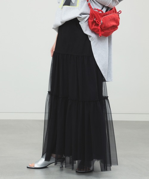 Ray BEAMS(レイビームス)の「チュール キリカエ ティアード スカート(スカート・レディース・オフホワイト/ブラック・1/0)」の4枚目の写真