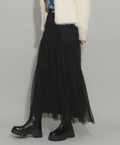 Ray BEAMS(レイビームス)の「チュール キリカエ ティアード スカート(スカート・レディース・オフホワイト/ブラック・1/0)」の5枚目の写真