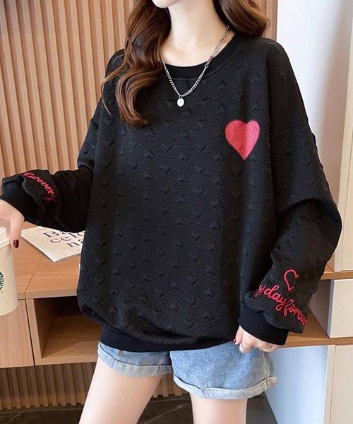 NANEA（ナネア）の「ハートモチーフデザインプルオーバー（スウェット・レディース・アイボリー/ブラック/グレー・X-LARGE/XX-LARGE）」の3枚目の写真