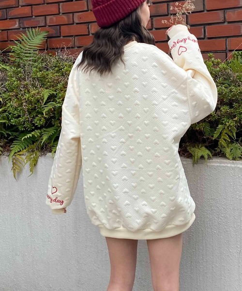 NANEA（ナネア）の「ハートモチーフデザインプルオーバー（スウェット・レディース・アイボリー/ブラック/グレー・X-LARGE/XX-LARGE）」の10枚目の写真