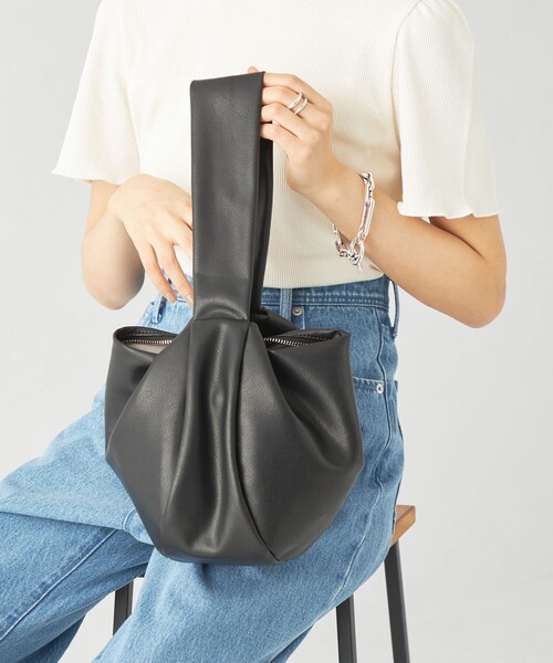 EMMEL REFINES（エメルリファインズ）の「＜EMMEL REFINES＞EM ハーフムーン ラウンドショルダー バッグ（ショルダーバッグ・レディース・ライトブルー/クリーム/ブラック・FREE）」の8枚目の写真