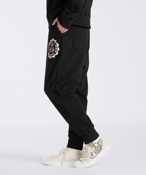 Vivienne Westwood MAN(ヴィヴィアンウエストウッドマン)の「"UNIVERSITY OF PEACE" トラックパンツ【149037 3305】(スウェットパンツ・メンズ・グリーン/ブラック・46/44)」の6枚目の写真