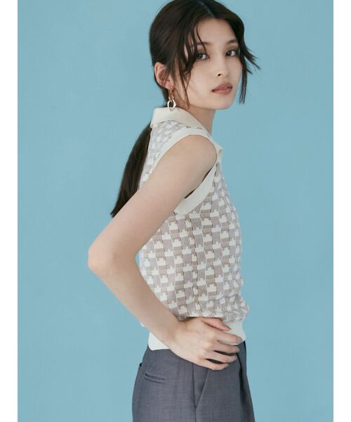 MURUA(ムルーア)の「ジャガードパターンニットポロ(ニット/セーター・レディース・ブラック/ブルー/アイボリー/ライトグリーン・FREE)」の8枚目の写真