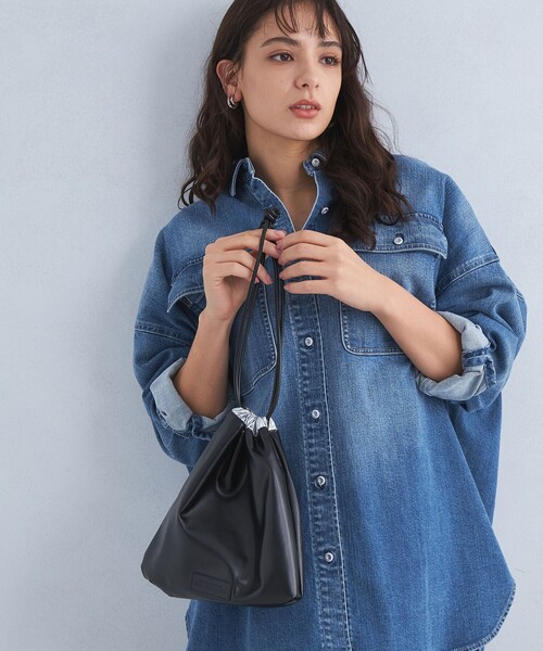 green label relaxing（グリーンレーベルリラクシング）の「2WAYメッシュ シャイニー トートバッグ（トートバッグ・レディース・シルバー/オフホワイト/ブラック・FREE）」の6枚目の写真