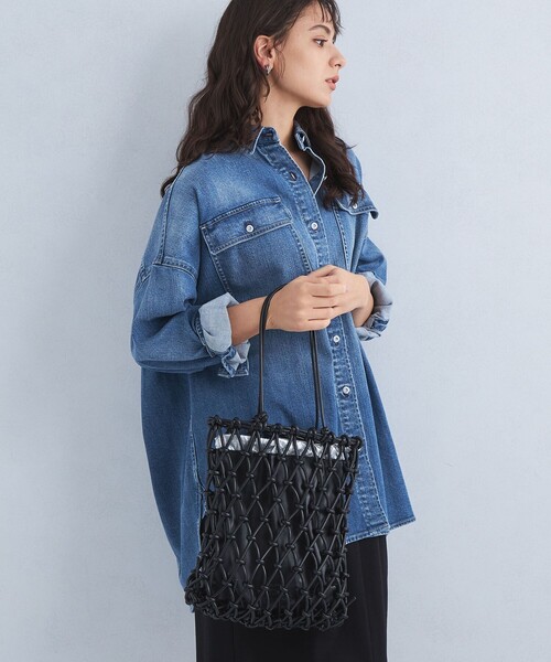 green label relaxing（グリーンレーベルリラクシング）の「2WAYメッシュ シャイニー トートバッグ（トートバッグ・レディース・シルバー/オフホワイト/ブラック・FREE）」の7枚目の写真