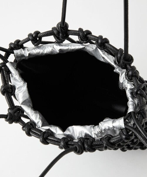 green label relaxing（グリーンレーベルリラクシング）の「2WAYメッシュ シャイニー トートバッグ（トートバッグ・レディース・シルバー/オフホワイト/ブラック・FREE）」の16枚目の写真